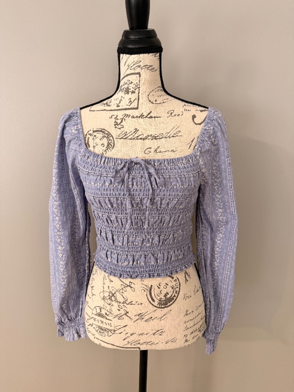 American Eagle Floral Smocked Long Sleeve Square Neck Top